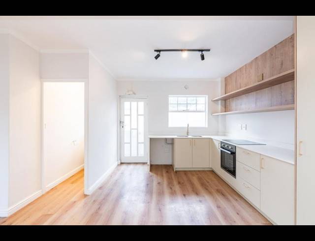 2 BEDROOM PROPERTY TO RENT IN CLAREMONT UPPER